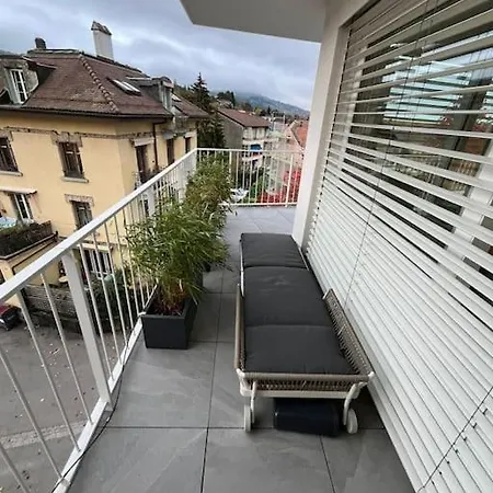 Luxury With Balcony In Apartment Pully